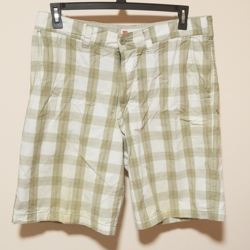 Cargo Supply men's shorts size 34
